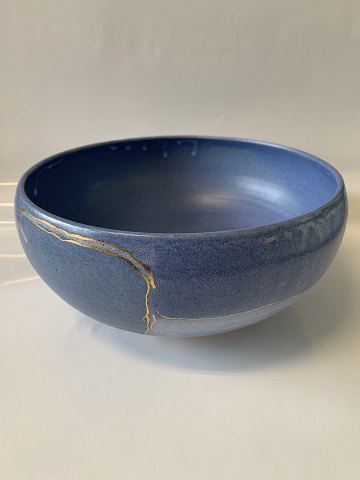 Stentøj, Skål, Sylvest Keramik
To-tonet lavendelblå Skål med guld  detaljer