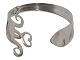 Antik K 
præsenterer: 
Dansk sølv
Armbånd lavet 
af gammelt 
dansk bestik
