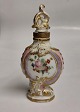 Reutemann Antik 
præsenterer: 
Royal 
Copenhagen: 
Rokoko parfume 
flakon 18. 
århundrede