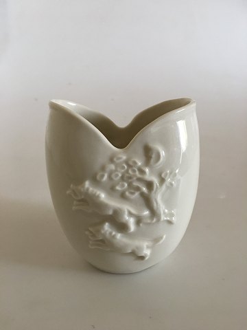 Royal Copenhagen Blanc de Chine Vase af Bode Willumsen No 20497