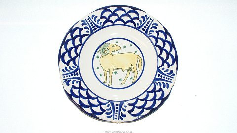 Alumina Star Sign plate, Capricorn