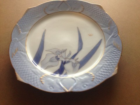 Royal Copenhagen Art Nouveau Fisketallerken med Iris 3 af 3