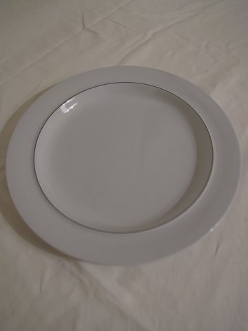 Blue Line 
Dinner Plate 
Royal Copenhagen