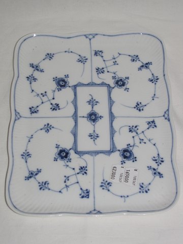 Blue Fluted Plain
Tray
Royal Copenhagen
