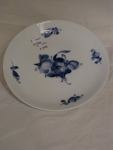 Blue Flower
Round dish
Royal Copenhagen