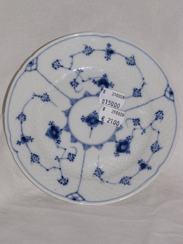 Blue Painted
Dessert plate
B & G