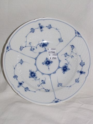 Blue Painted
Deep plate
B & G