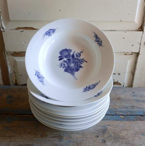 Royal Copenhagen Blue Flower, deep soup / pasta plate no. 8107