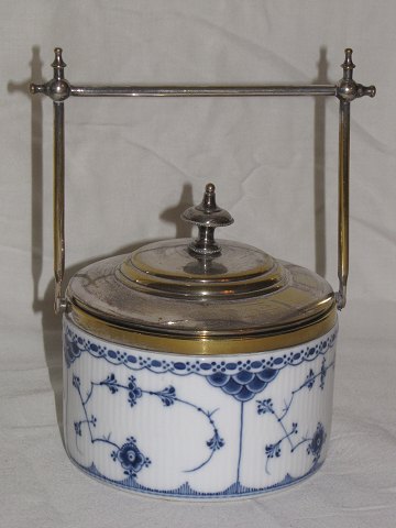 Blue Fluted Half Lace
Ice bucket
Royal Copenhagen