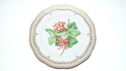 Royal Copenhagen Flora Danica, Lunch Plate Pierced with edge
SOLD