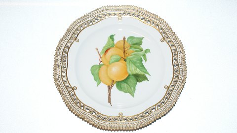 Royal Copenhagen Flora Danica, Lunch Plate Pierced with edge
SOLD