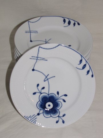 Blue Fluted Mega
Plate
Royal Copenhagen