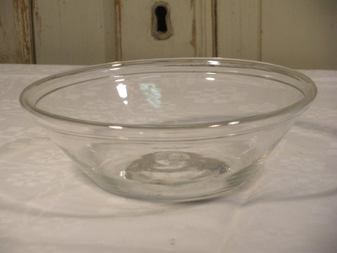 Tykmælksskål i klart glas