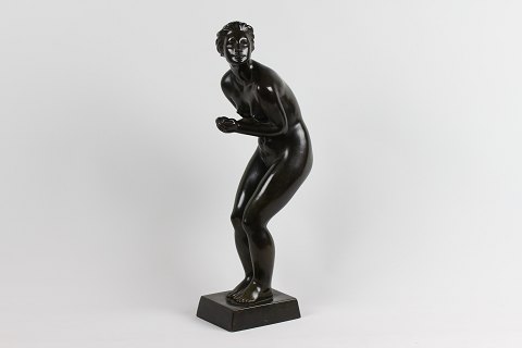 Gunnar Lindhardt Hansen
HUGE figurine of a nude woman
