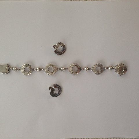 Georg Jensen Sterling Silver Art Deco Jewelry Set Bracelet and Earscrews No 101 
and No 97