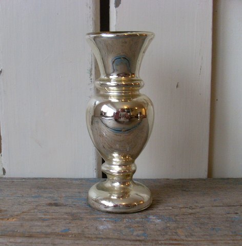 1800tals lille vase i fattigmandssølv.