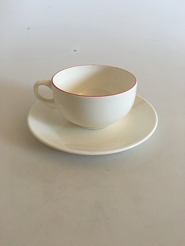 Royal Copenhagen Rødtop/Rødkant kaffekop No 3042/3043