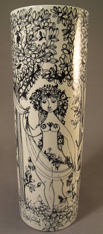 Bjørn Wiinblad vase, the gratier.