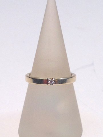 14k guldring m. brillant. Str. 57