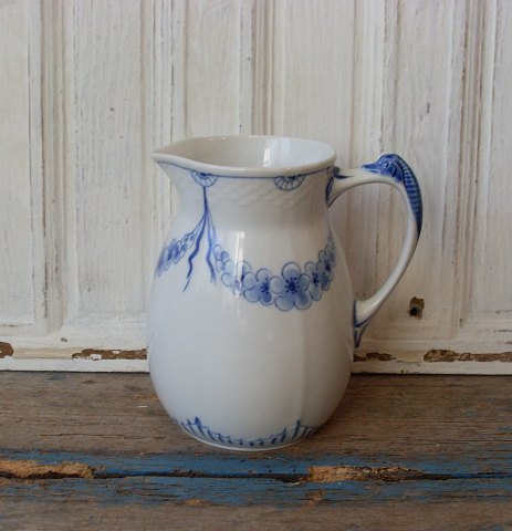 B&G Empire milk jug no. 85 - 14.5 cm.