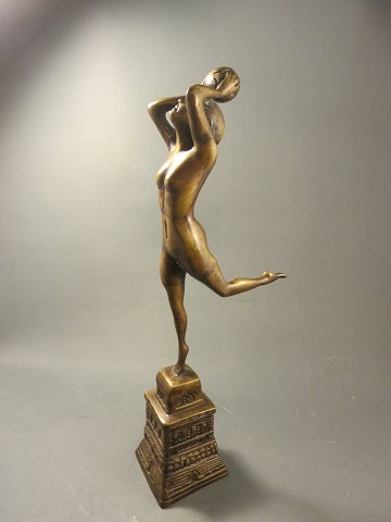 Bronze figur af dame