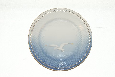 Bing & Grondahl Seagull with gold. Large cake plate with Lace edge.
SOLD