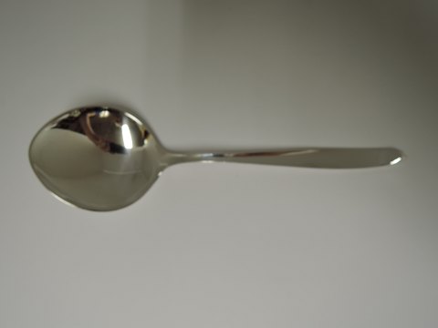 Cohr silverware factory
Mimosa
Sterling (925)
Serving spoon