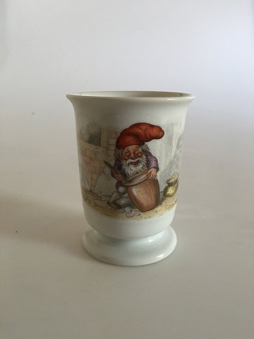 Royal Copenhagen Nisse Julestel Krus No 4/5436