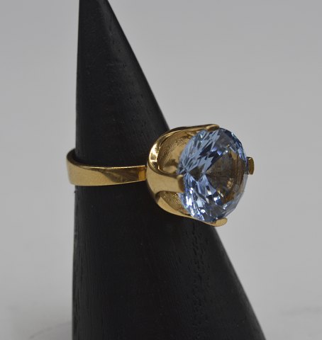 14k guldring m. aquamarin. Str. 49