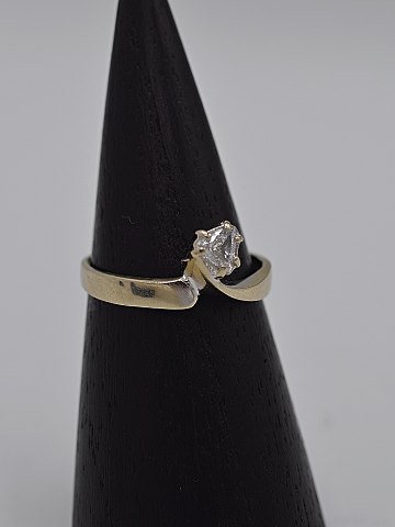 14k guldring m. diamant. Str. 59