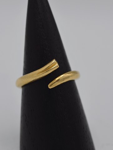 14k guldring. Str. 62