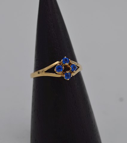 14k guldring m. spinel. Str. 60