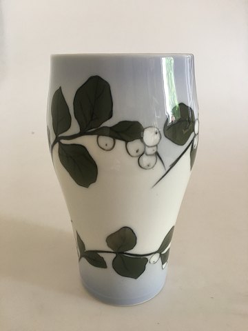 Royal Copenhagen Vase No 204/65A with White Symphoricarpos