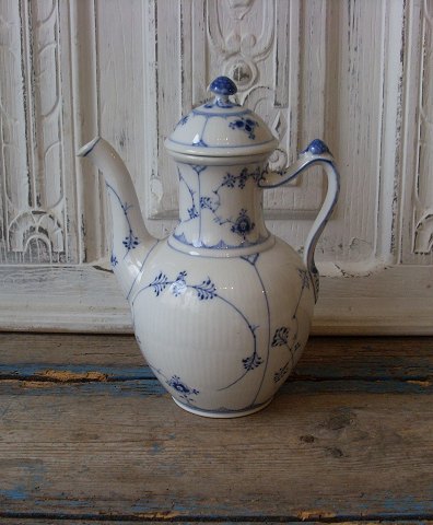 Royal Copenhagen Blue fluted coffee pot no. 48