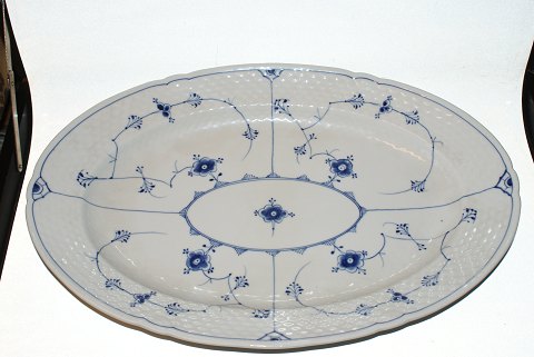 Blue Fluted "Mussel-painted" Bing & Grondahl, Mega oval dish.
SOLD