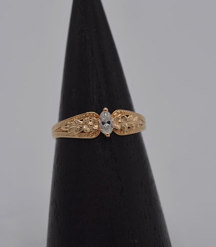 14k guldring m. kvarts. Str. 58,5