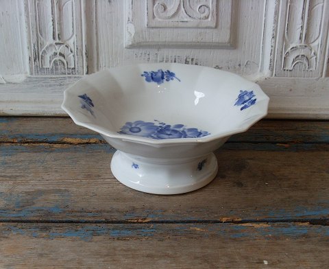 Royal Copenhagen Blue Flower bowl no. 8530