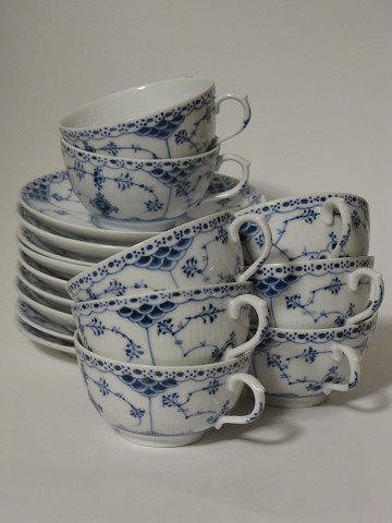 Musselmalet Halbspitze 
Tasse und Untertasse
Royal Copenhagen