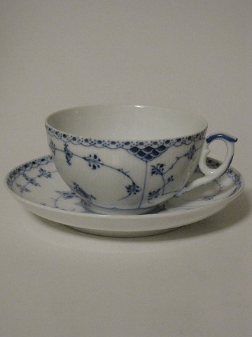 Fluted Half Lace
Morning tea cup
Royal Copenhagen