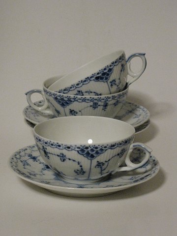 Musselmalet Halbspitze 
Teetasse
Royal Copenhagen