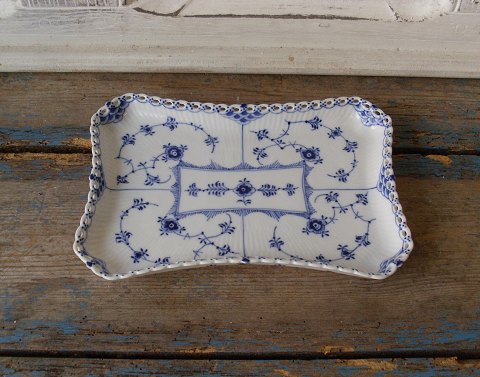 Royal Copenhagen - Blue Fluted Full Lace dish no. 1195