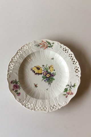 Royal Copenhagen Saxon Flower Dinner-/Fruit Plate Premium model with pierced 
border