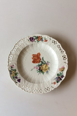 Royal Copenhagen Saxon Flower Dinner-/Fruit Plate Premium model with pierced 
border