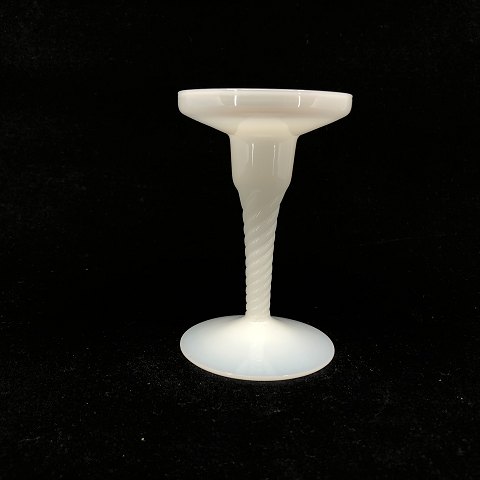 Amager candle stick in opal white
