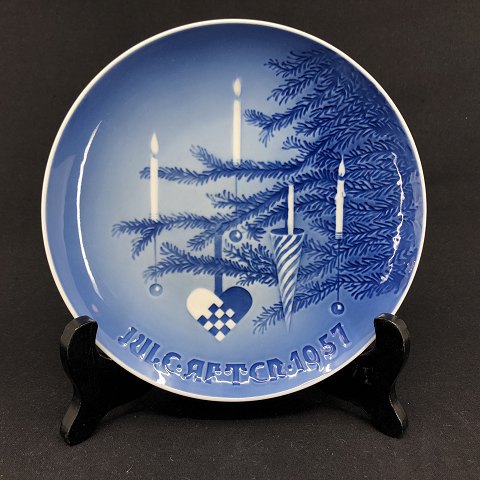 Bing & Grondahl christmas plate 1957
