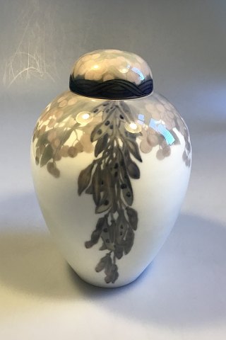 Bing & Grøndahl Unique Lidded vase decorated withd Berries og Seed Heads