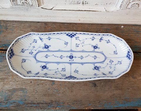 Royal Copenhagen - Blue Fluted Half Lace dish no. 714