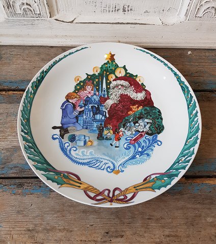 Royal Copenhagen Jingle Bells large dish 31 cm.