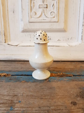 19th century creamware saltshaker