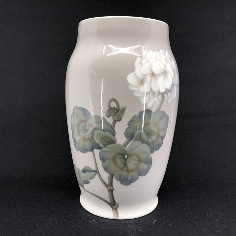 Bing & Grøndahl vase med geranium
